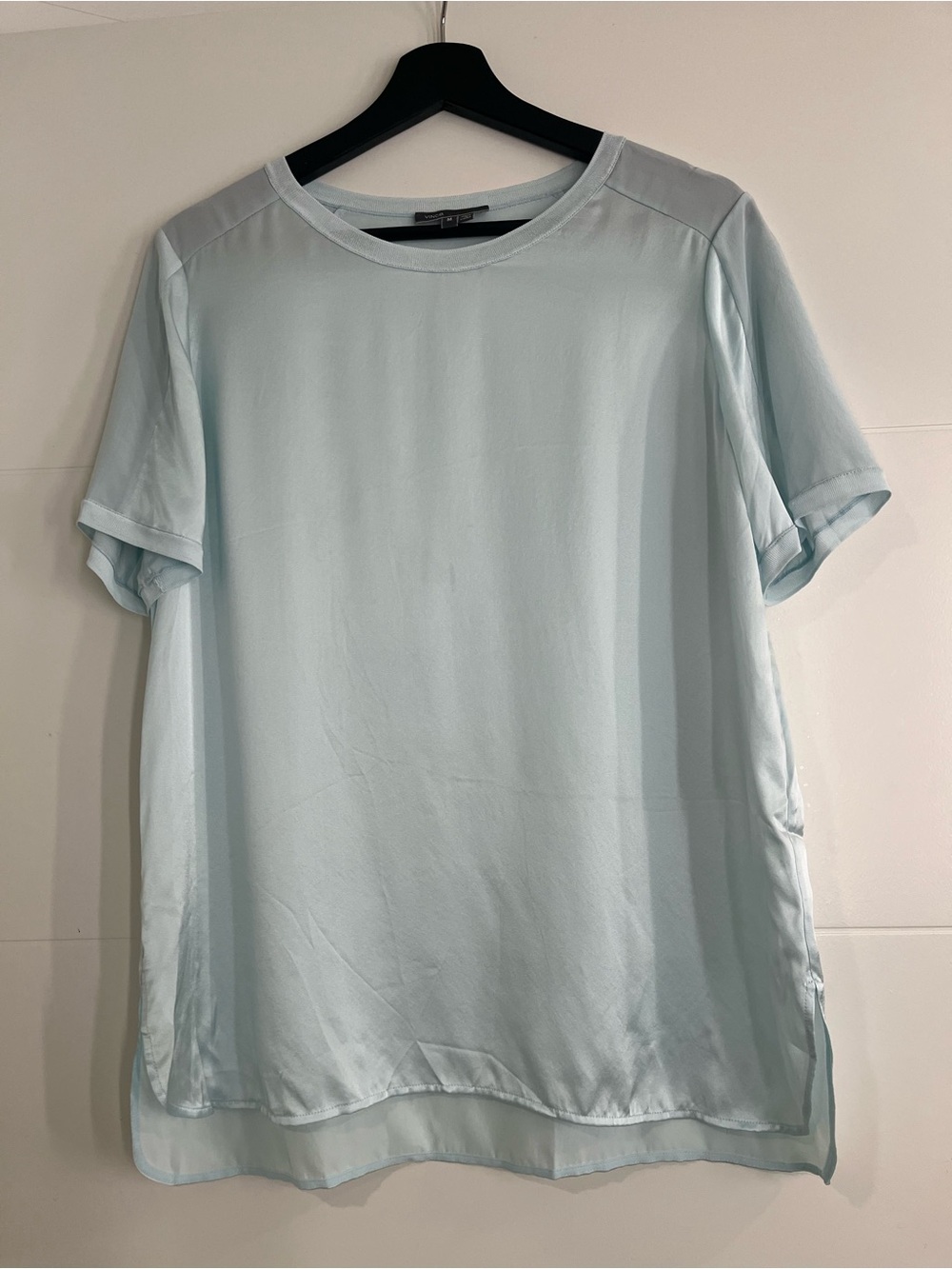 Vince 100% Silk Light Blue Short Sleeve Blouse Top Size Medium - Picture 6 of 6